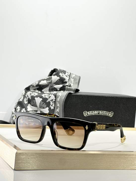 Picture of Chrome Hearts Sunglasses _SKUfw73239212fw